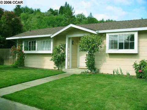 2000 Shea Dr, Pinole, CA 94564 photo 1