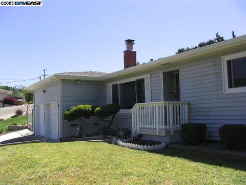 818 Laurel Ct, Rodeo, CA 94572 photo 1