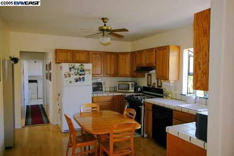 37016 Arden St, Newark, CA 94560 photo 1