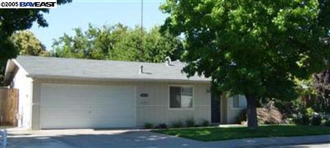1413 Woodside, Modesto, CA 95355 photo 1