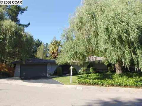 3978 Campolindo Dr, Moraga, CA 94556 photo 1