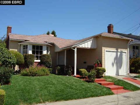 1359 Tomlee Dr, Berkeley, CA 94702 photo 1