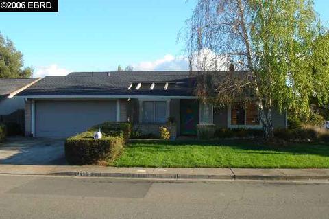 1010 Granada, Vallejo, CA 94591 photo 1