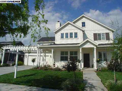689 Belmont Ln, Tracy, CA 95377 photo 1