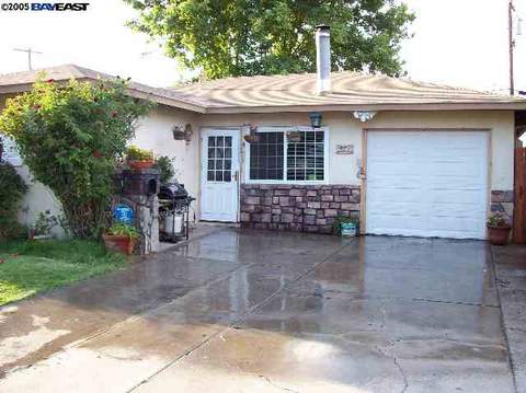 371 E 22nd St, Tracy, CA 95376 photo 1