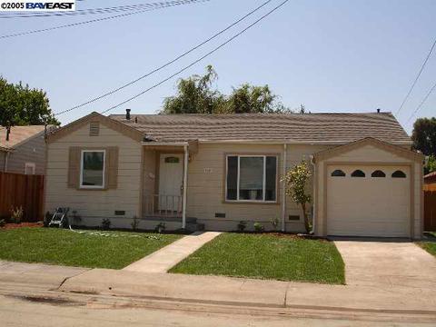 3587 Pine St, Castro Valley, CA 94546 photo 1