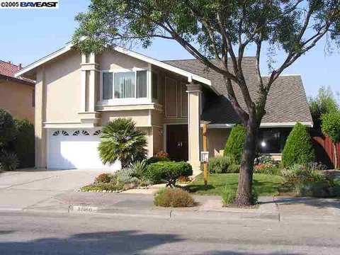 32860 Falcon Dr, Fremont, CA 94555 photo 1