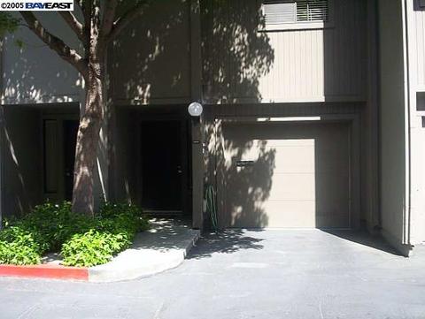 18000 Firestone Rd, Hayward, CA 94541 photo 1