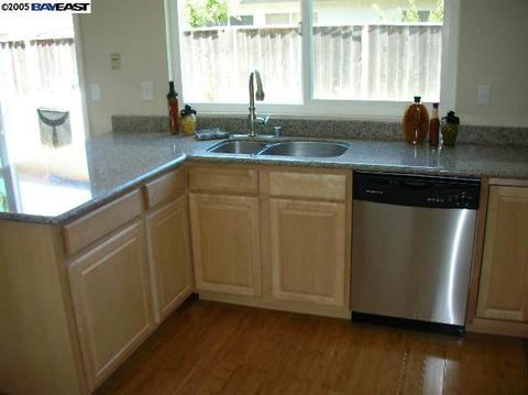 39186 Ebbetts St, Newark, CA 94560 photo 1