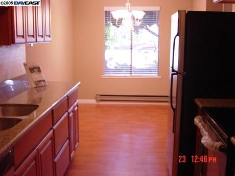 264 N Whisman Rd #3, Mountain View, CA 94043 photo 1