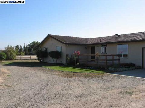 30601 Koster, Tracy, CA 95304 photo 1