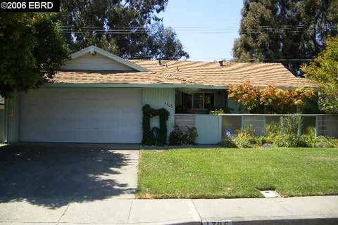 1705 Hemlock St, Fairfield, CA 94533 photo 1
