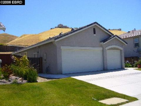 2394 Fieldgate Dr, Pittsburg, CA 94565 photo 1
