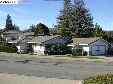725 Ulfinian Way, Martinez, CA 94553 photo 1