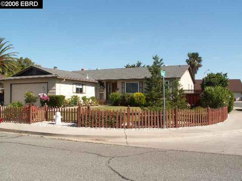 309 Brookside Dr, Antioch, CA 94509 photo 1