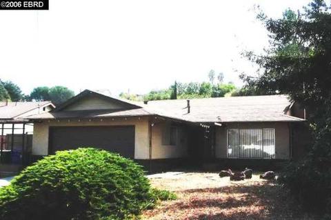 1518 Mann Dr, Pinole, CA 94564 photo 1