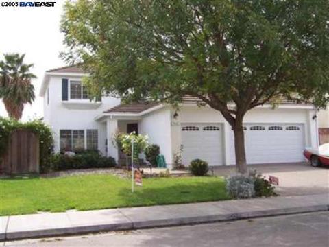 940 Menay Dr, Tracy, CA 95376 photo 1