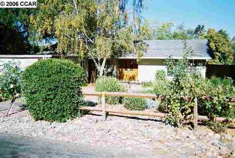 1981 Afshar Ln, Concord, CA 94518 photo 1