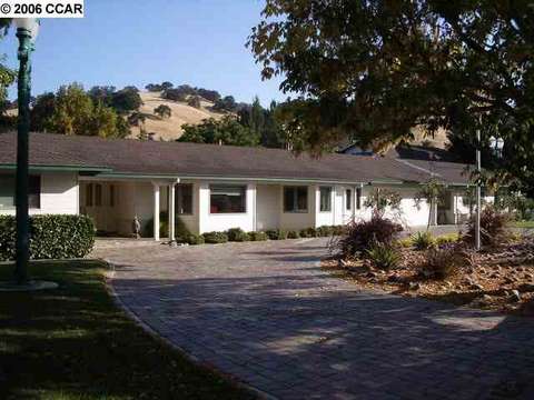 2672 Reliez Valley Rd, Martinez, CA 94553 photo 1