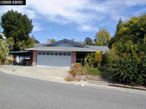 3265 Colusa St, Pinole, CA 94564 photo 1