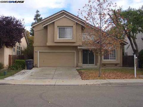 360 Jaeger St, Tracy, CA 95376 photo 1