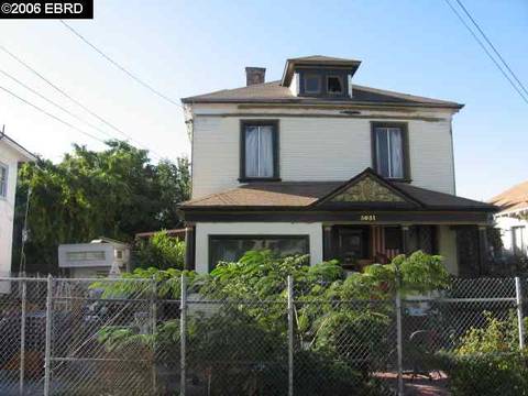3031 E 19th St, Oakland, CA 94601 photo 1