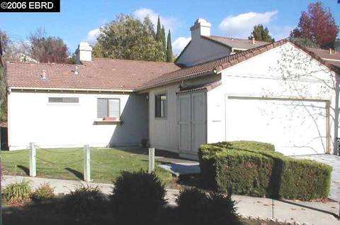 7 Arete Ct, Hercules, CA 94547 photo 1