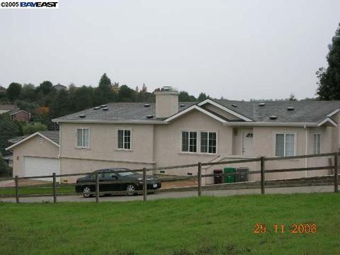 4425 Ewing Rd, Castro Valley, CA 94546 photo 1