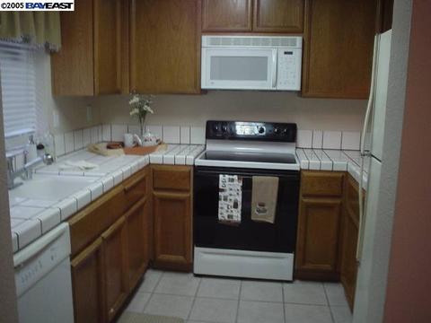 36883 Newark Blvd #E, Newark, CA 94560 photo 1