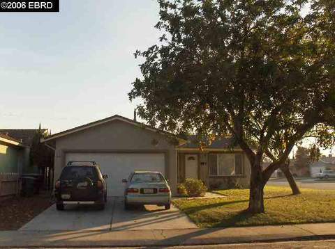 476 Helen Ave, Tracy, CA 95376 photo 1