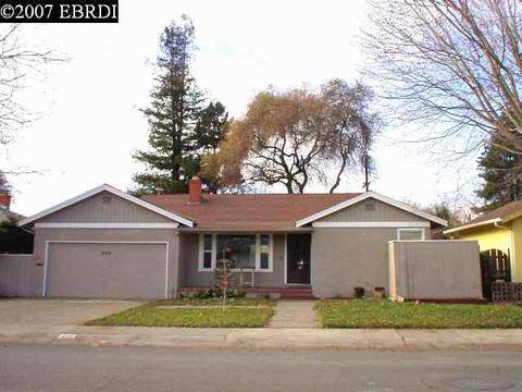 939 Vervais, Vallejo, CA 94591 photo 1