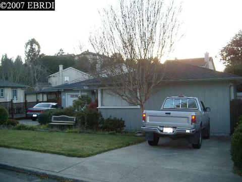 436 Summit Dr, Pinole, CA 94564 photo 1