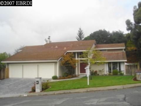 31 Carr Dr, Moraga, CA 94556 photo 1