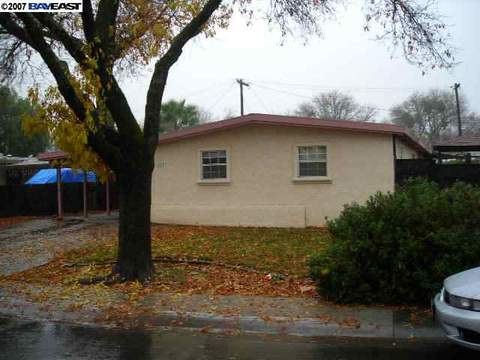 1025 Fourth St, Fairfield, CA 94533 photo 1