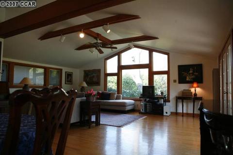 201 Oak Knoll Loop, Walnut Creek, CA 94596 photo 1