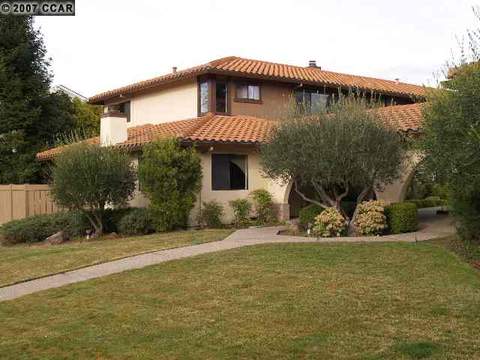 1977 Ascot Dr #1, Moraga, CA 94556 photo 1