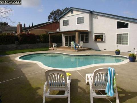 337 Sparrow Dr, Hercules, CA 94547 photo 1