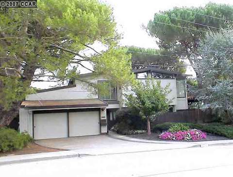 5979 Greenridge Rd, Castro Valley, CA 94552 photo 1