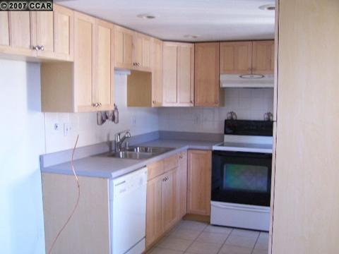 5501 Roundtree Dr #B, Concord, CA 94521 photo 1