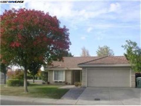 1901 Bailey Dr, Modesto, CA 95355 photo 1
