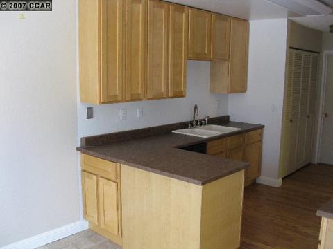 3128 Persimmon St, Antioch, CA 94509 photo 1