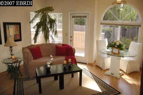 707 Forest Run, Hercules, CA 94547 photo 1