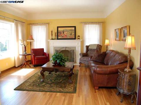 827 Oak St, Alameda, CA 94501 photo 1
