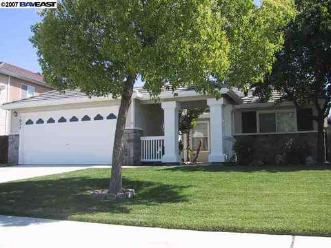 1057 Lourence Dr, Tracy, CA 95376 photo 1