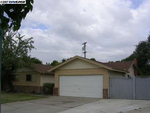 2508 Cheryl Ln, Modesto, CA 95350 photo 1
