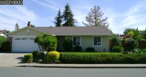 1704 Martindale Dr, Martinez, CA 94553 photo 1