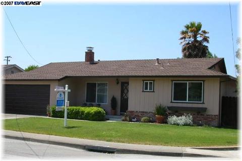 6934 Brighton Dr, Dublin, CA 94568 photo 1