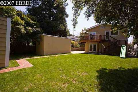 27 Halkin Ln, Berkeley, CA 94708 photo 1