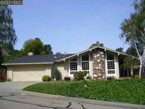 1052 Wickham Dr, Moraga, CA 94556 photo 1