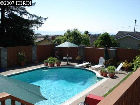 918 Hawthorne Dr, Rodeo, CA 94572 photo 1